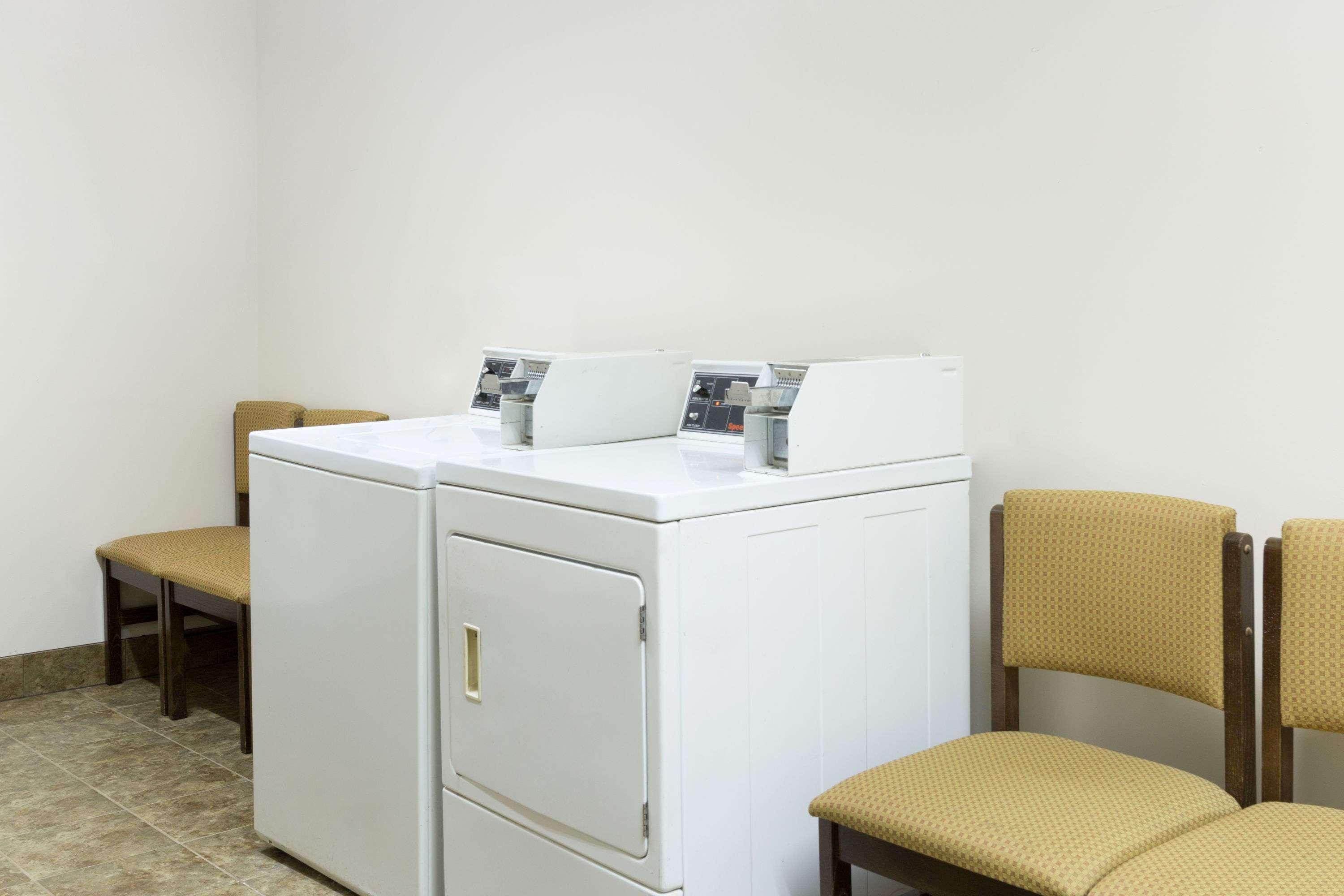 Days Inn By Wyndham Paxton מראה חיצוני תמונה